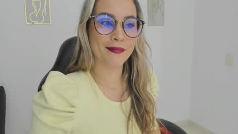 sugar_milff online show from 12/05/25, 02:14