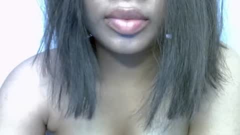 Snapshot of sugar_peach0 chatting on 02/19/26, 09:33 Ella online show from 02/19/26, 09:33