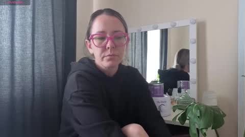 Snapshot of sugar_spice_all_things_nice chatting on 10/02/25, 11:39 Sugar 4pm-8pm CAT Mon-Fri online show from 10/02/25, 11:39