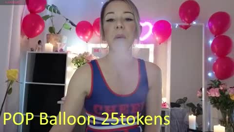 Snapshot of sugar_spice_all_things_nice chatting on 10/14/25, 12:06 Sugar 4pm-8pm CAT Mon-Fri online show from 10/14/25, 12:06