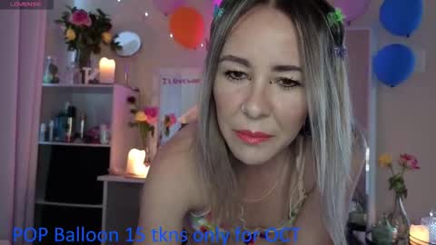 Snapshot of sugar_spice_all_things_nice chatting on 10/24/25, 11:39 Sugar 4pm-8pm CAT Mon-Fri online show from 10/24/25, 11:39