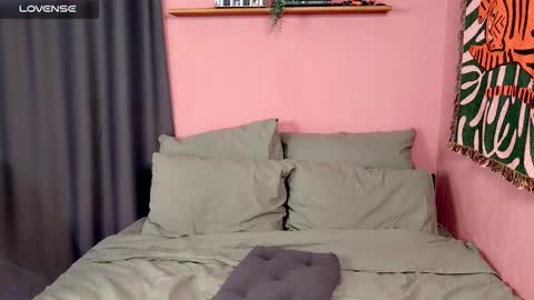 Snapshot of sugar_tomato chatting on 01/09/26, 09:45 Maria online show from 01/09/26, 09:45