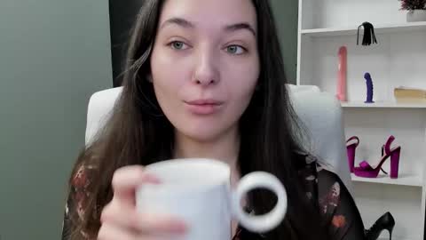 Snapshot of sugar_xmegan chatting on 01/07/26, 07:44 Megan online show from 01/07/26, 07:44