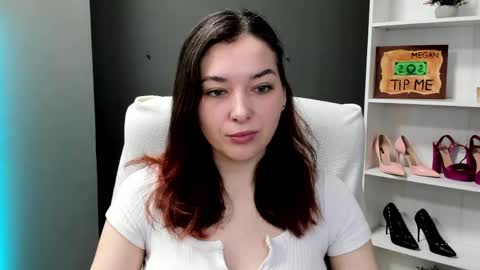 Megan online show from 05/19/26, 06:42