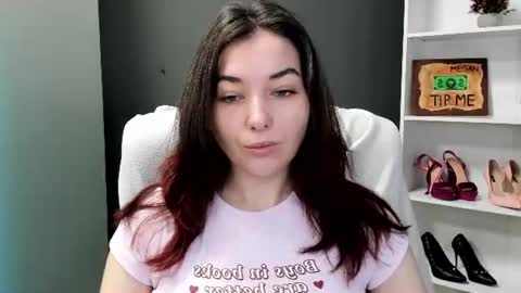 Snapshot of sugar_xmegan chatting on 06/17/26, 06:38 Megan online show from 06/17/26, 06:38