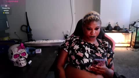 lexi love online show from 10/08/25, 07:00