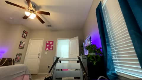 Snapshot of sugarbossbabyyy chatting on 03/13/26, 02:56 sugarbossbabyyy online show from 03/13/26, 02:56