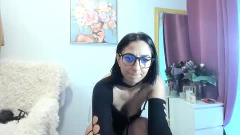 Snapshot of sugarburn chatting on 02/03/26, 07:35 Magda online show from 02/03/26, 07:35