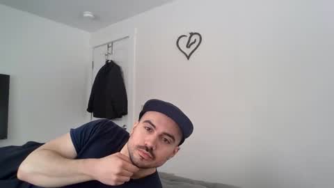 Snapshot of sugardotdom chatting on 03/21/26, 03:59 Sugar online show from 03/21/26, 03:59