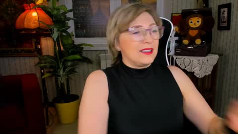 Vivien online show from 01/08/25, 09:10