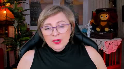 Vivien online show from 01/08/25, 06:20