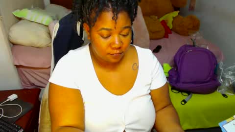 Snapshot of suggarbaby1 chatting on 12/08/24, 06:22 Cami   Back in 2 hours online show from 12/08/24, 06:22