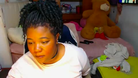 Snapshot of suggarbaby1 chatting on 12/09/24, 06:12 Cami   Back in 2 hours online show from 12/09/24, 06:12