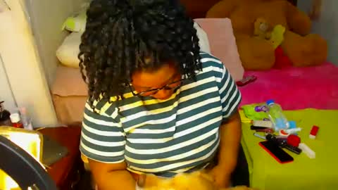 Snapshot of suggarbaby1 chatting on 12/13/24, 07:25 Cami   Back in 2 hours online show from 12/13/24, 07:25