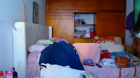 Snapshot of suggarbaby1 chatting on 01/19/25, 10:17 Cami   Back in 2 hours online show from 01/19/25, 10:17