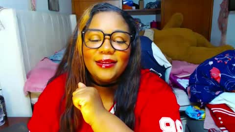 Snapshot of suggarbaby1 chatting on 02/14/25, 07:07 Cami   Back in 2 hours online show from 02/14/25, 07:07