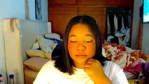 Snapshot of suggarbaby1 chatting on 09/10/25, 05:07 Cami   Back in 2 hours online show from 09/10/25, 05:07