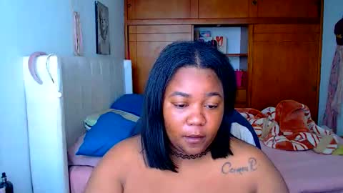 Snapshot of suggarbaby1 chatting on 09/28/25, 10:04 Cami   Back in 2 hours online show from 09/28/25, 10:04