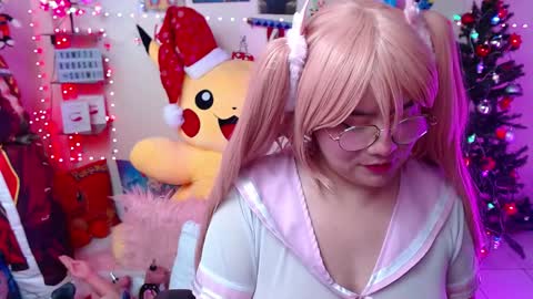 Snapshot of suimi_2 chatting on 12/08/24, 05:11 Suimi online show from 12/08/24, 05:11