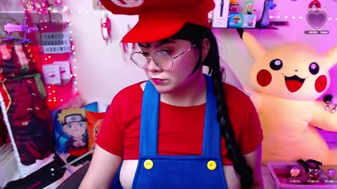 Snapshot of suimi_2 chatting on 01/18/25, 04:21 Suimi online show from 01/18/25, 04:21