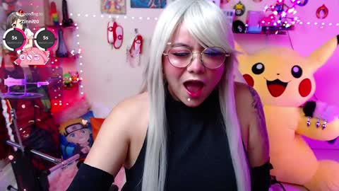 Snapshot of suimi_2 chatting on 01/30/25, 11:24 Suimi online show from 01/30/25, 11:24