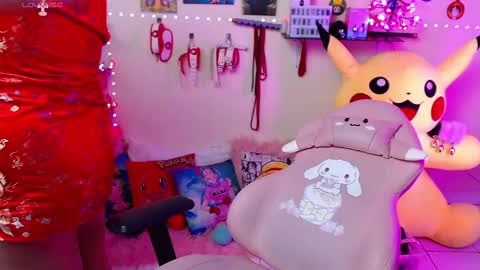 Snapshot of suimi_2 chatting on 02/10/25, 01:01 Suimi online show from 02/10/25, 01:01