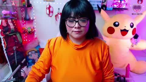 Snapshot of suimi_2 chatting on 02/17/25, 03:04 Suimi online show from 02/17/25, 03:04