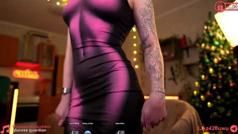 Snapshot of suk_ki chatting on 12/31/24, 08:23 Lika ginger Jessy blond online show from 12/31/24, 08:23