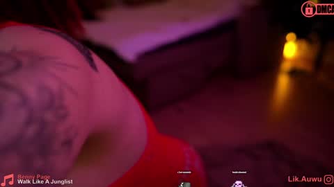 Snapshot of suk_ki chatting on 01/13/25, 08:15 Lika ginger Jessy blond online show from 01/13/25, 08:15