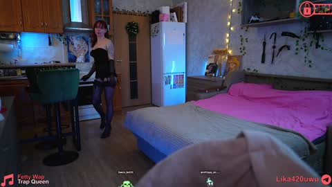 Snapshot of suk_ki chatting on 01/23/25, 10:33 Lika ginger Jessy blond online show from 01/23/25, 10:33