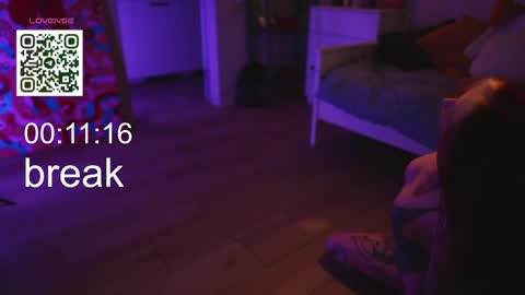 Snapshot of suk_ki chatting on 10/29/25, 03:09 Lika ginger Jessy blond online show from 10/29/25, 03:09