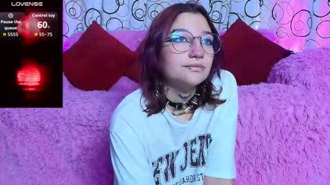    online show from 12/02/25, 01:39