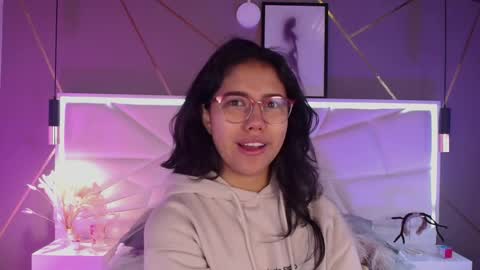 SUKI online show from 04/05/26, 12:13