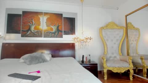 sukisimmons online show from 11/20/25, 02:28