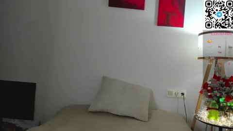 Snapshot of sulang chatting on 01/18/26, 08:45 Suleiman and Angie online show from 01/18/26, 08:45