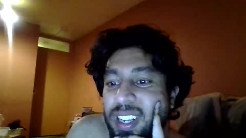 Snapshot of sullya93 chatting on 04/21/26, 01:42 sullya93 online show from 04/21/26, 01:42