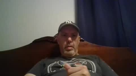 Snapshot of sullydog48 chatting on 10/02/25, 09:33 Sully online show from 10/02/25, 09:33