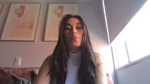 Snapshot of sulmatevans_ chatting on 02/19/25, 07:16 Diana online show from 02/19/25, 07:16