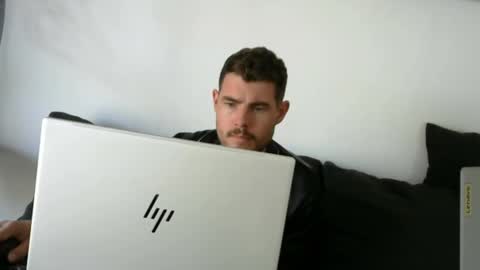 The Sultan online show from 09/18/25, 04:20