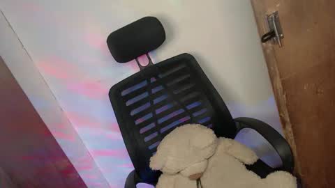 Snapshot of sultry_sirenxx chatting on 02/23/25, 08:00 sultry_sirenxx online show from 02/23/25, 08:00