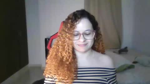 Snapshot of sultrysecrets_ chatting on 12/04/24, 01:36 Ann online show from 12/04/24, 01:36