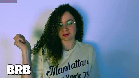 Snapshot of sultrysecrets_ chatting on 02/15/26, 07:43 Ann online show from 02/15/26, 07:43