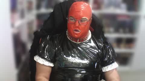 Snapshot of sumisolatex chatting on 12/15/24, 12:17 Sumisolatex online show from 12/15/24, 12:17