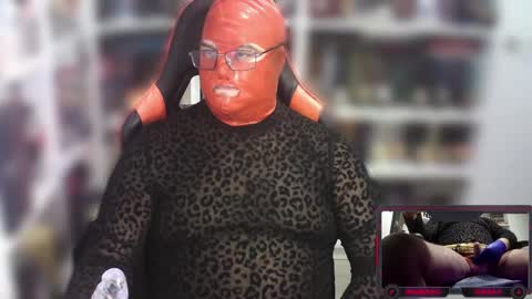 Snapshot of sumisolatex chatting on 02/13/25, 05:44 Sumisolatex online show from 02/13/25, 05:44