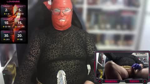 Snapshot of sumisolatex chatting on 02/22/25, 02:52 Sumisolatex online show from 02/22/25, 02:52