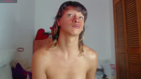 Snapshot of summer__xo chatting on 12/22/24, 02:17 Summer online show from 12/22/24, 02:17