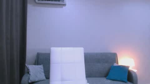 Snapshot of summer_finn chatting on 10/17/25, 11:46 Christina online show from 10/17/25, 11:46