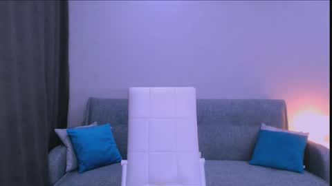 Snapshot of summer_finn chatting on 11/06/25, 11:55 Christina online show from 11/06/25, 11:55