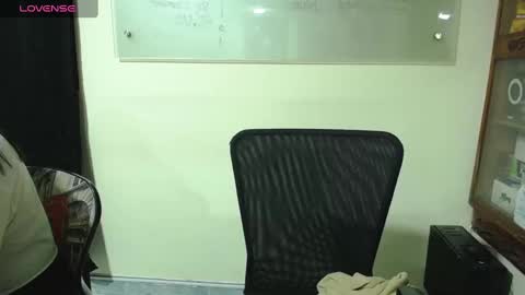 summer_girls01 online show from 01/09/25, 12:57