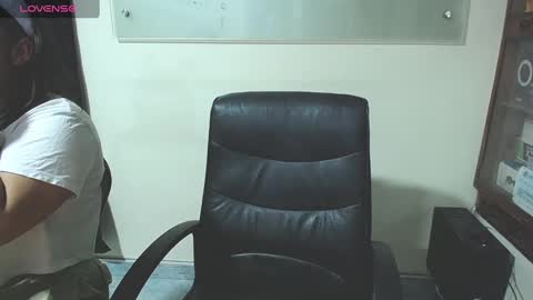 summer_girls01 online show from 01/13/25, 12:41